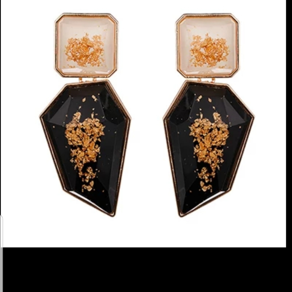 Beautiful ladies earings